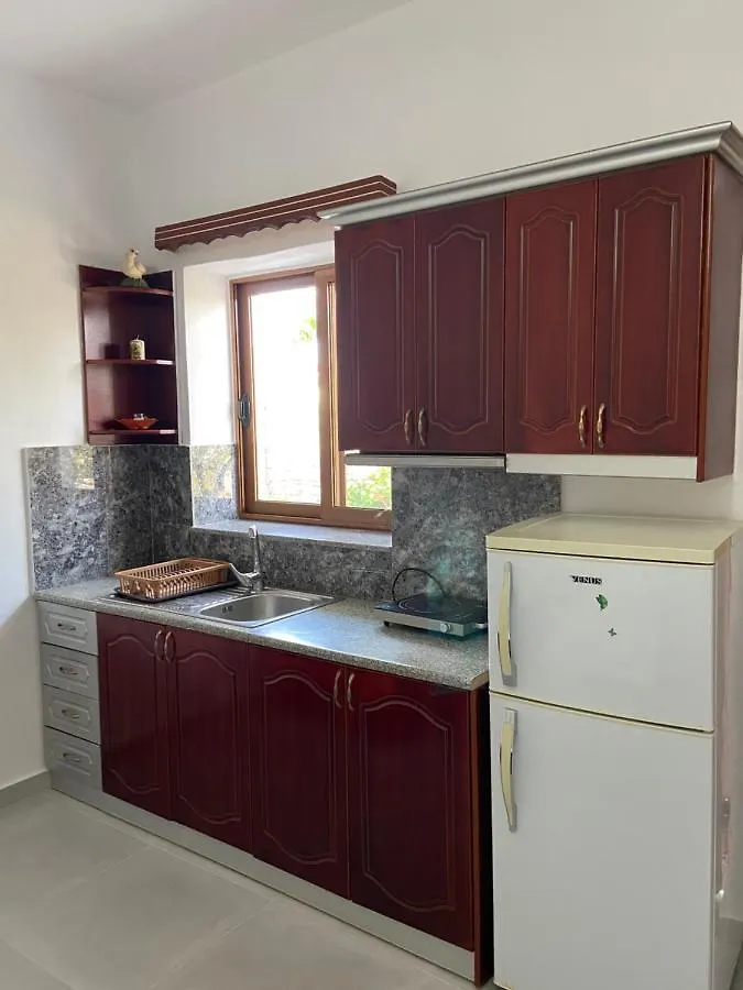 Kreshnik Apartments Ksamil 0*,